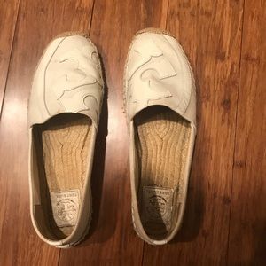 Tory Burch espadrilles white.